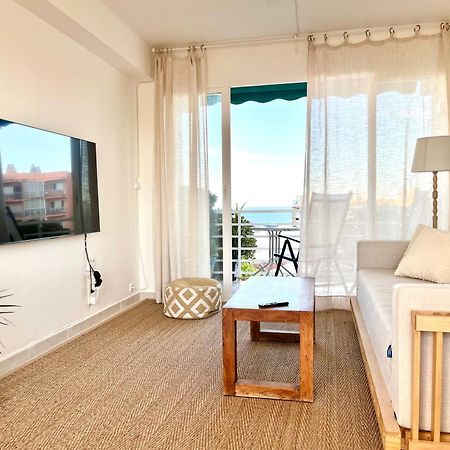 Light-Filled Apartment With Sea Views Torremolinos Extérieur photo