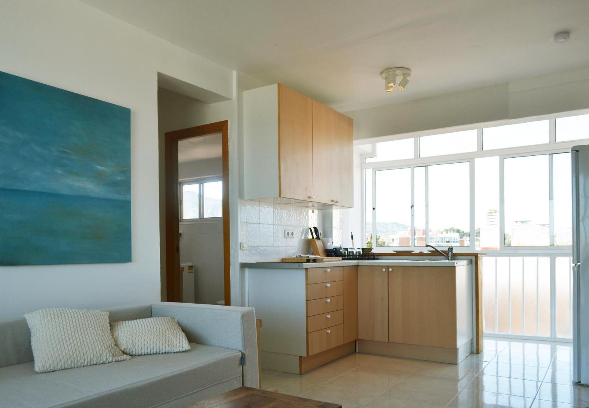 Light-Filled Apartment With Sea Views Torremolinos Extérieur photo